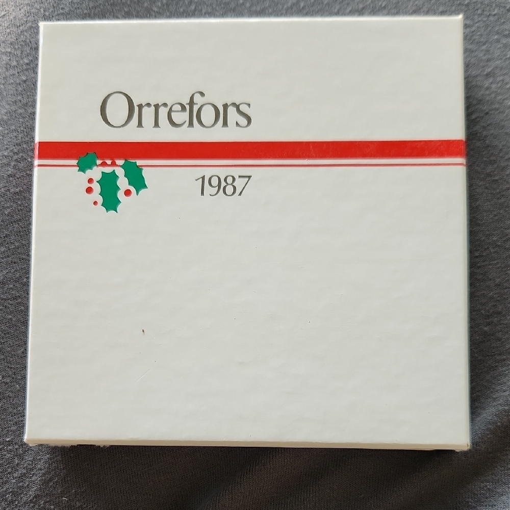 Orrefors Crystal 1987 Snowman Ornament with Red Ribbon - Picture 3 of 5
